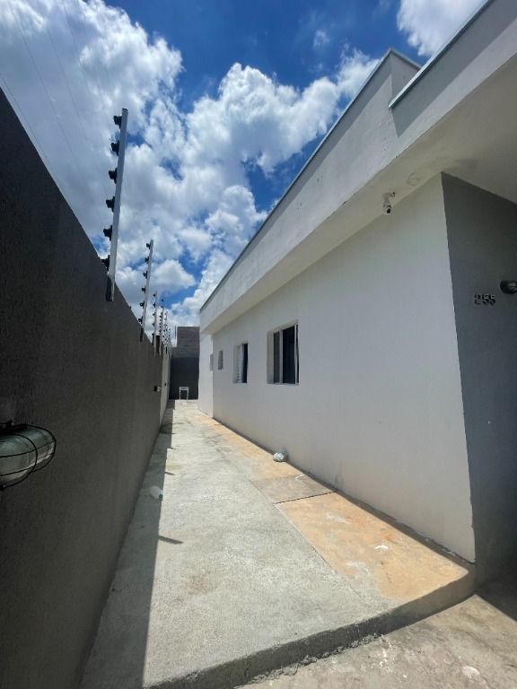 Casa à venda e aluguel com 2 quartos, 70m² - Foto 27