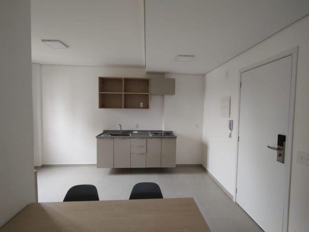 Apartamento para alugar com 2 quartos, 48m² - Foto 4