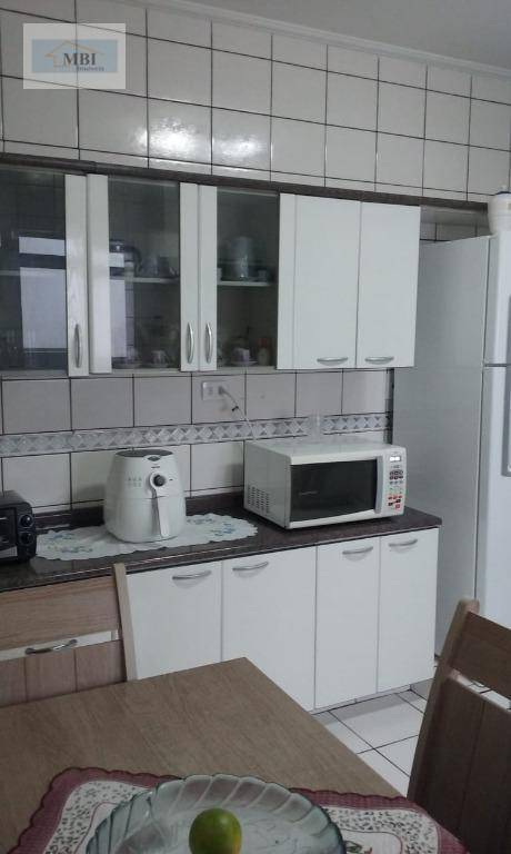 Apartamento à venda com 2 quartos, 70m² - Foto 11