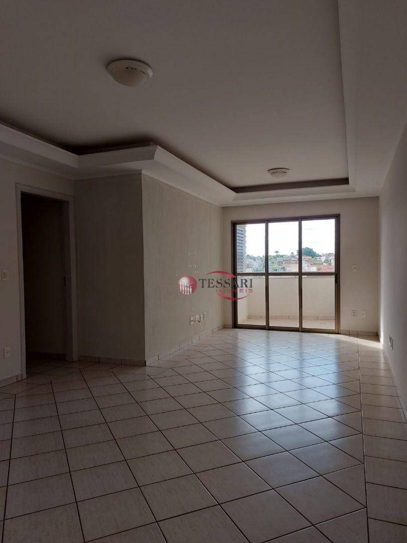 Apartamento à venda e aluguel com 3 quartos, 115m² - Foto 2