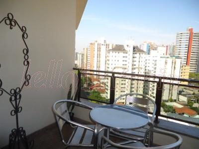 Apartamento para alugar com 4 quartos, 180m² - Foto 4