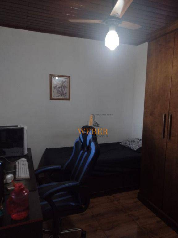 Casa à venda com 3 quartos, 200m² - Foto 15