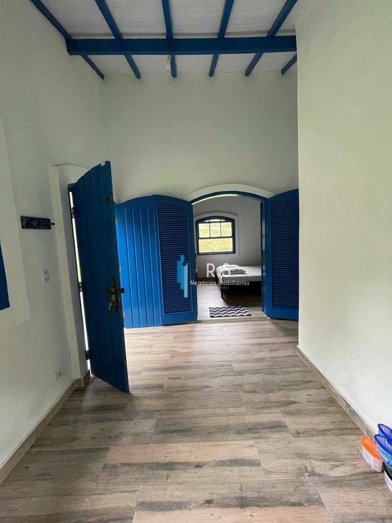 Sítio à venda com 5 quartos, 300m² - Foto 8