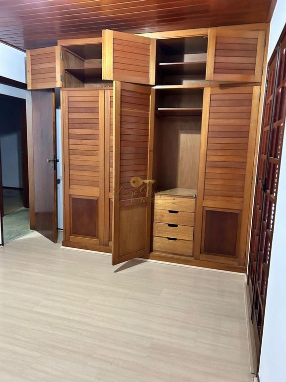 Casa de Condomínio à venda com 4 quartos, 350m² - Foto 33