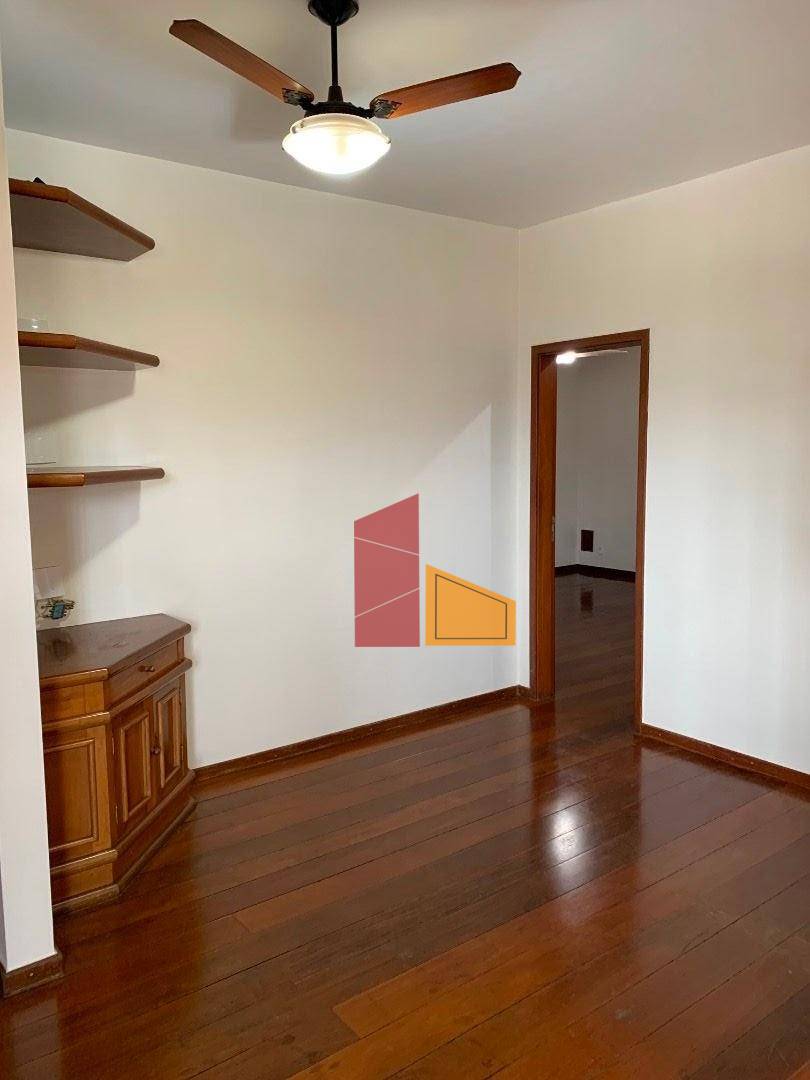 Apartamento à venda com 4 quartos, 195m² - Foto 10