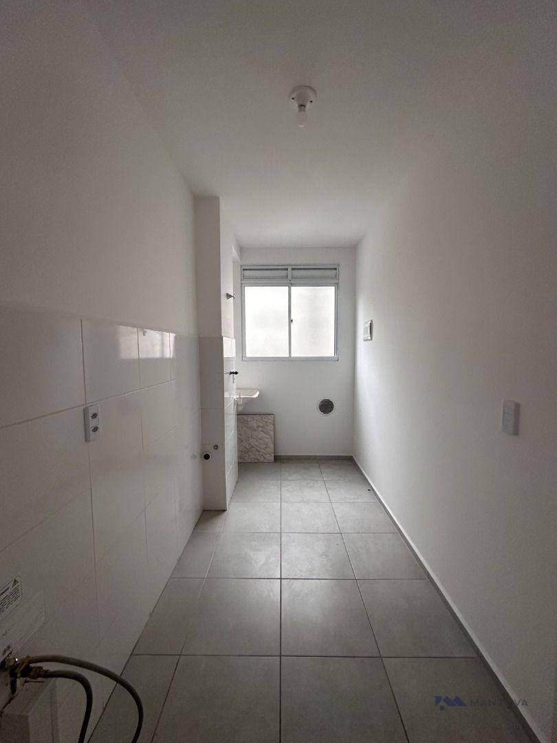 Apartamento à venda com 2 quartos, 44m² - Foto 3