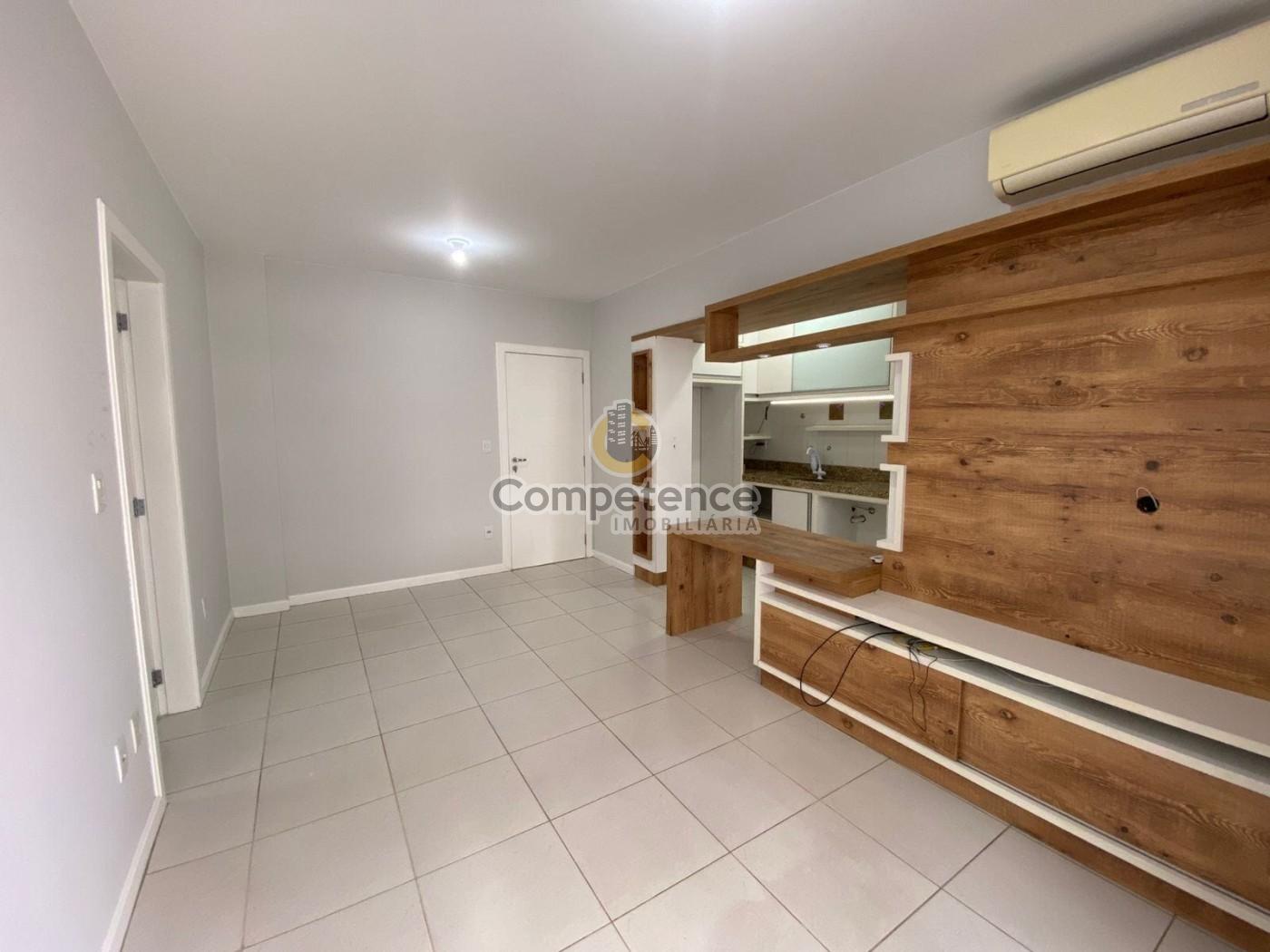 Apartamento à venda com 2 quartos, 63m² - Foto 2