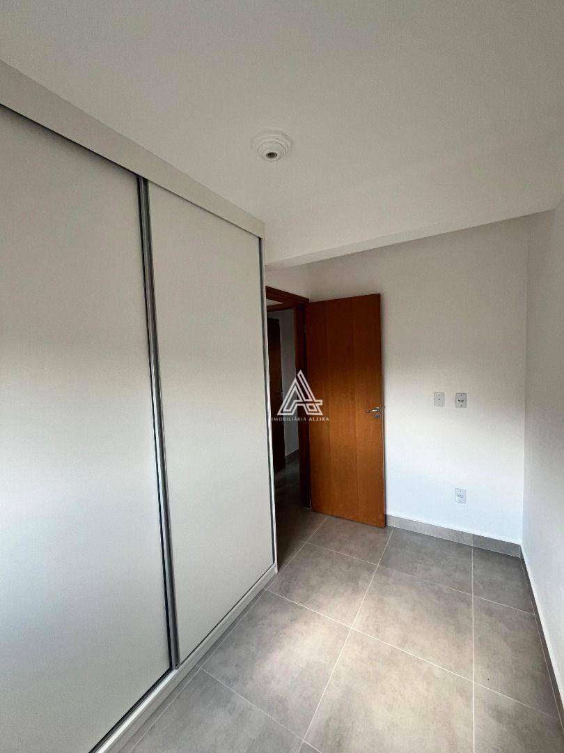 Apartamento à venda com 2 quartos, 57m² - Foto 31