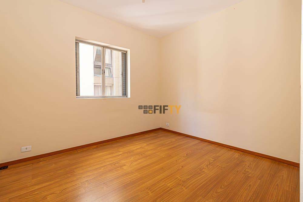 Apartamento à venda com 3 quartos, 128m² - Foto 19