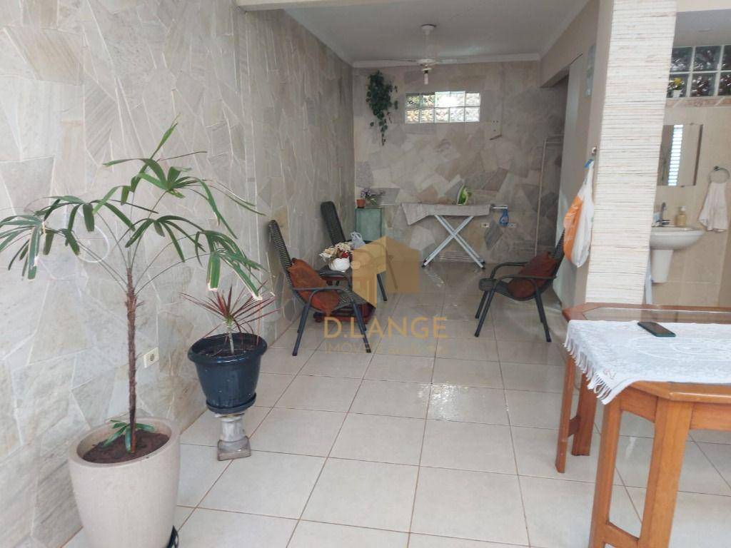 Casa à venda com 4 quartos, 221m² - Foto 36