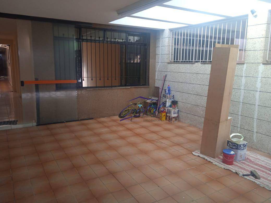 Casa à venda e aluguel com 3 quartos, 170m² - Foto 33