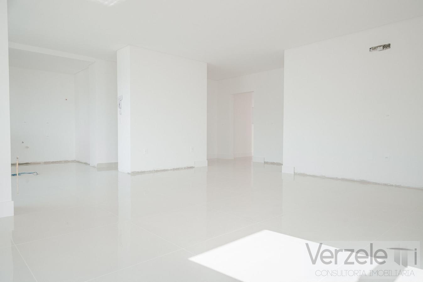 Apartamento à venda com 4 quartos, 173m² - Foto 10