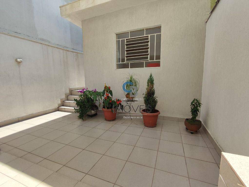 Sobrado à venda com 4 quartos, 300m² - Foto 19