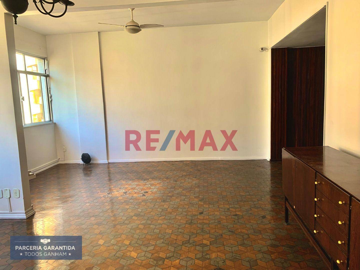 Apartamento à venda com 3 quartos, 110m² - Foto 5