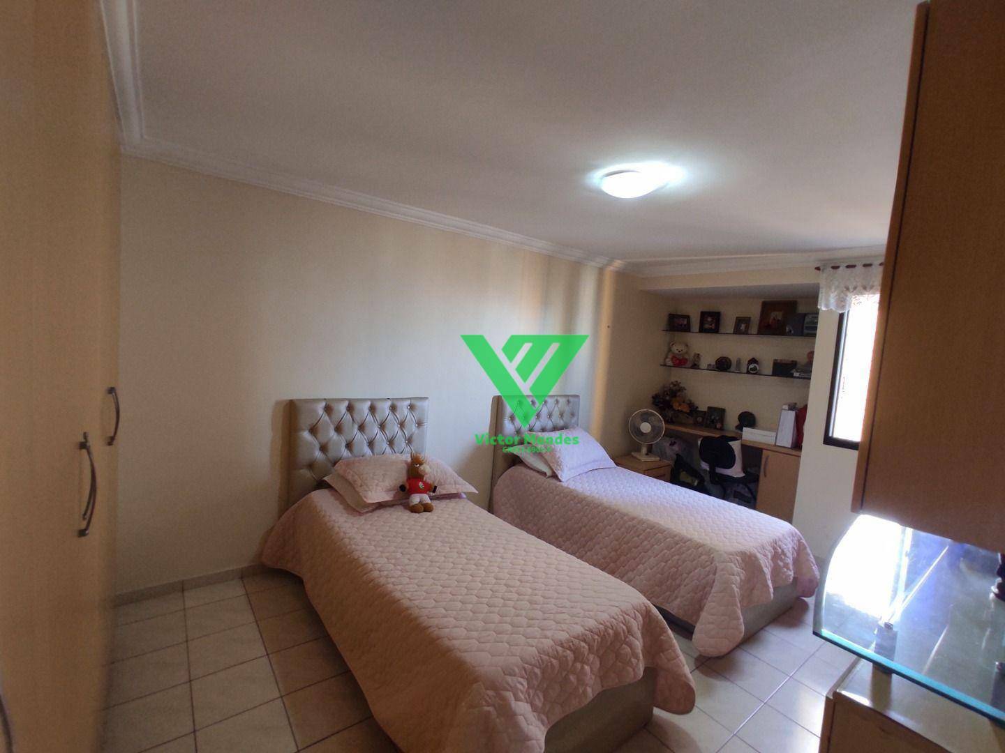 Apartamento à venda com 3 quartos, 160m² - Foto 18