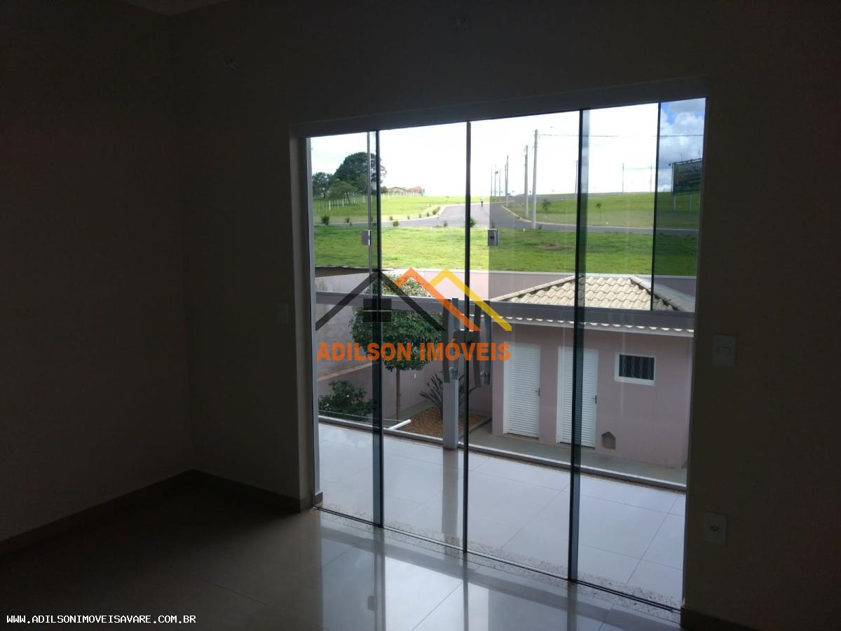 Casa à venda com 3 quartos, 250m² - Foto 22