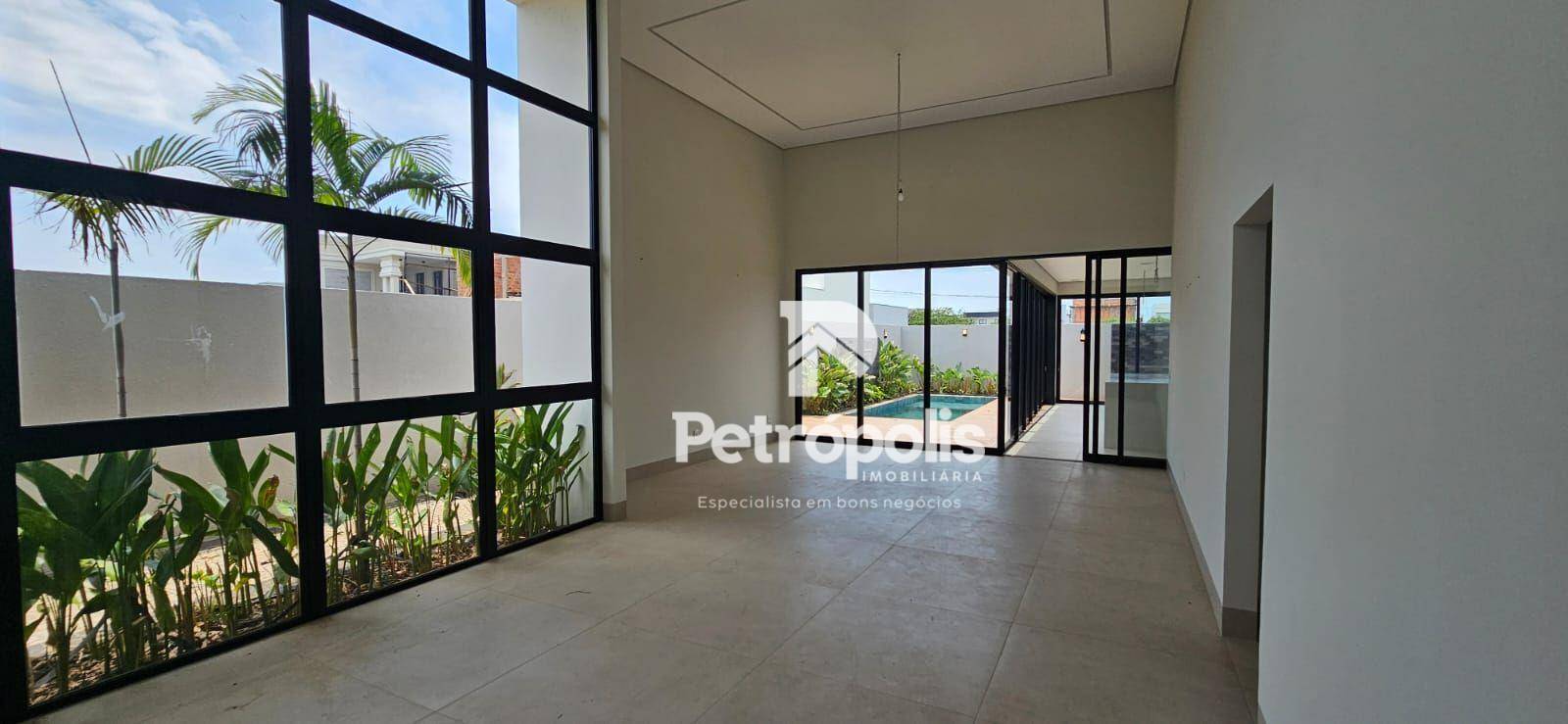 Casa de Condomínio à venda com 3 quartos, 203m² - Foto 3