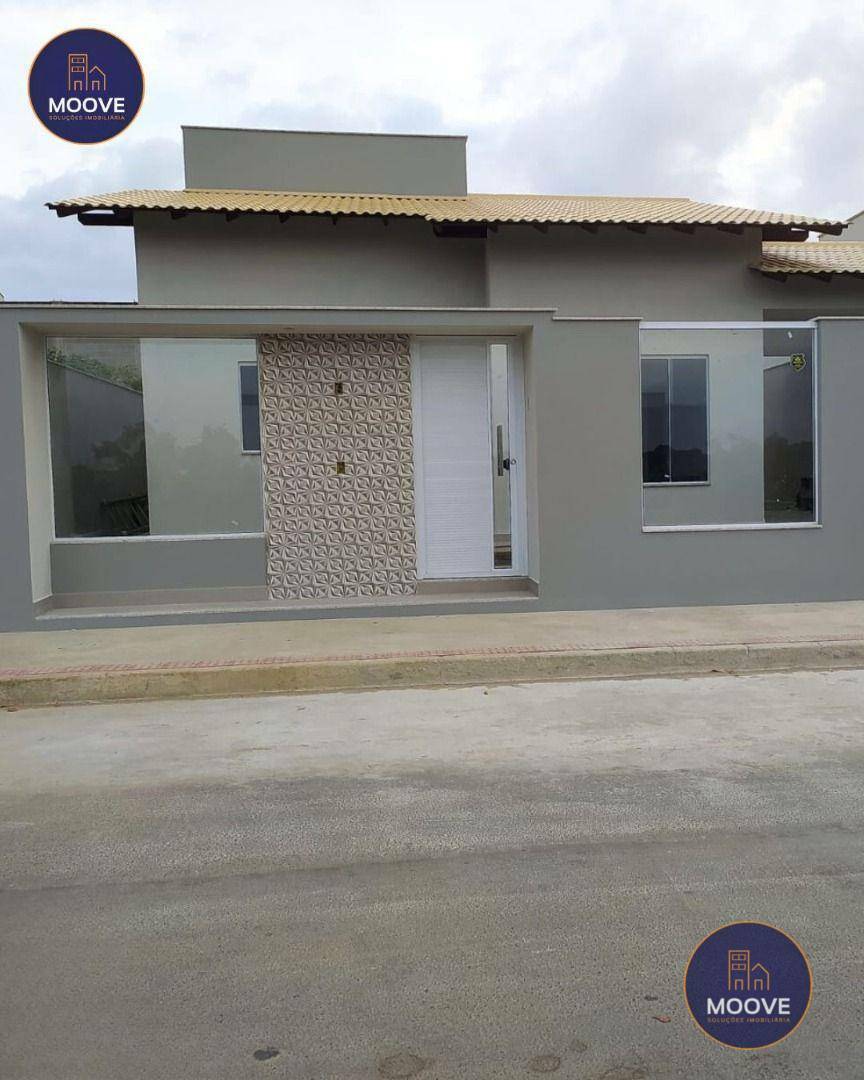 Casa à venda com 3 quartos, 300M2 - Foto 1