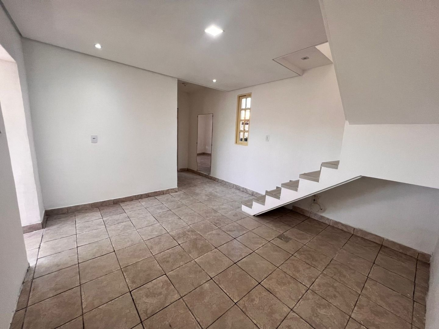 Sobrado à venda com 4 quartos, 300m² - Foto 19