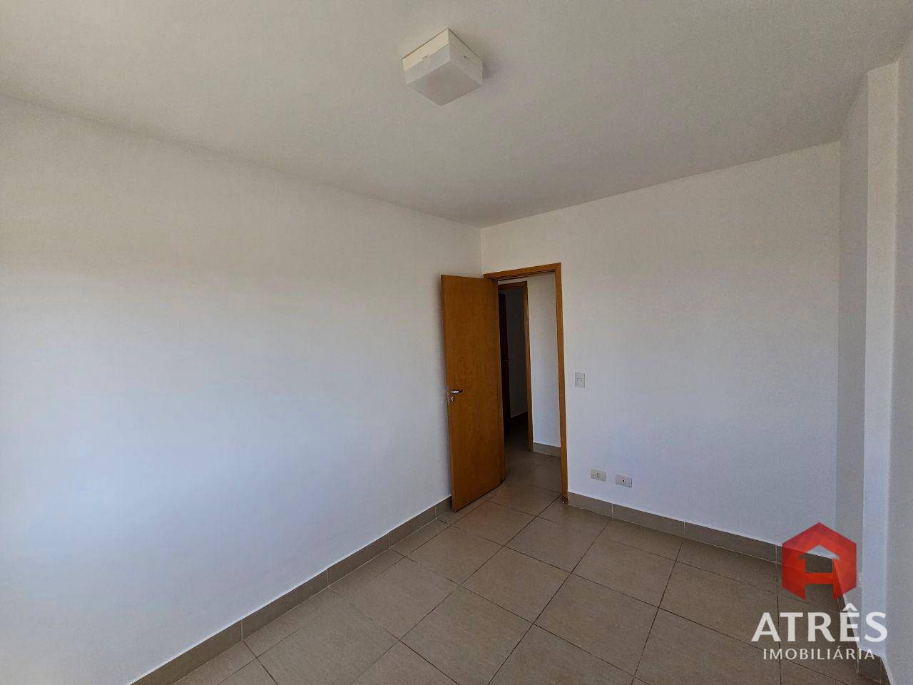 Apartamento para alugar com 3 quartos, 78m² - Foto 12