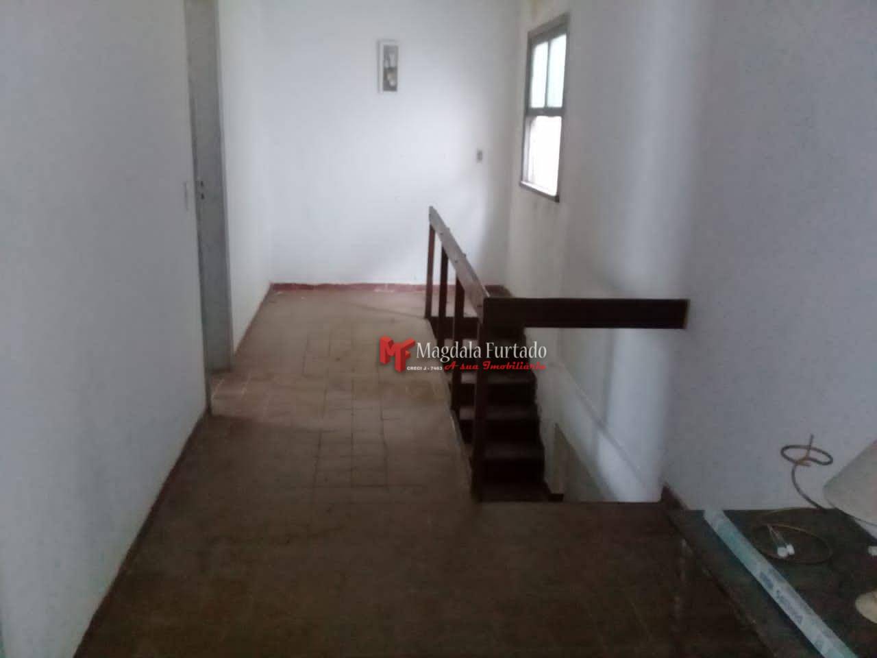 Casa à venda com 4 quartos, 125m² - Foto 22