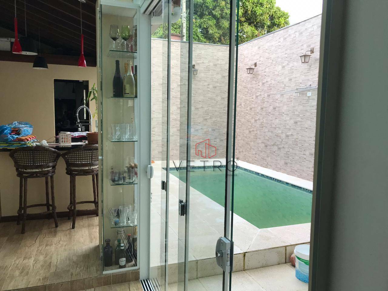 Casa de Condomínio à venda com 3 quartos, 220m² - Foto 6