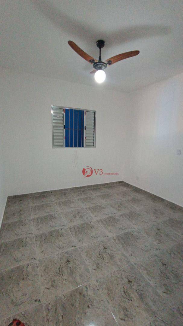 Casa à venda com 2 quartos, 65m² - Foto 27