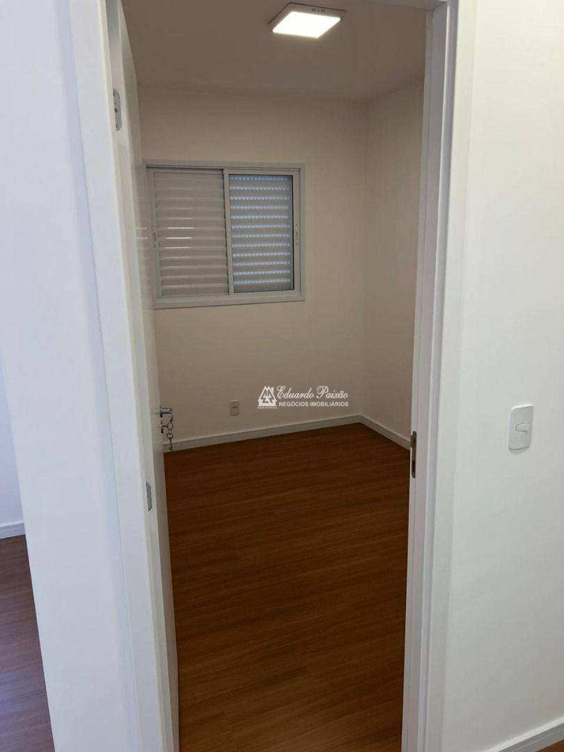 Apartamento para alugar com 2 quartos, 58m² - Foto 10