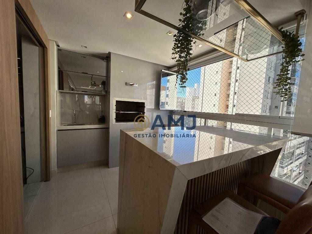 Apartamento à venda com 4 quartos, 215m² - Foto 25