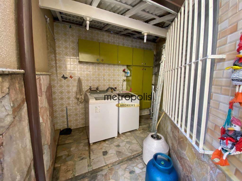 Casa à venda com 6 quartos, 268m² - Foto 41