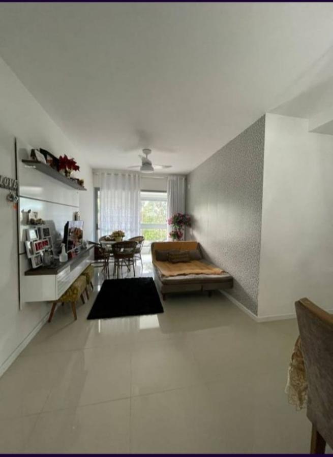 Apartamento à venda com 2 quartos, 82m² - Foto 2