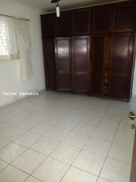 Casa de Condomínio à venda com 2 quartos, 160m² - Foto 1