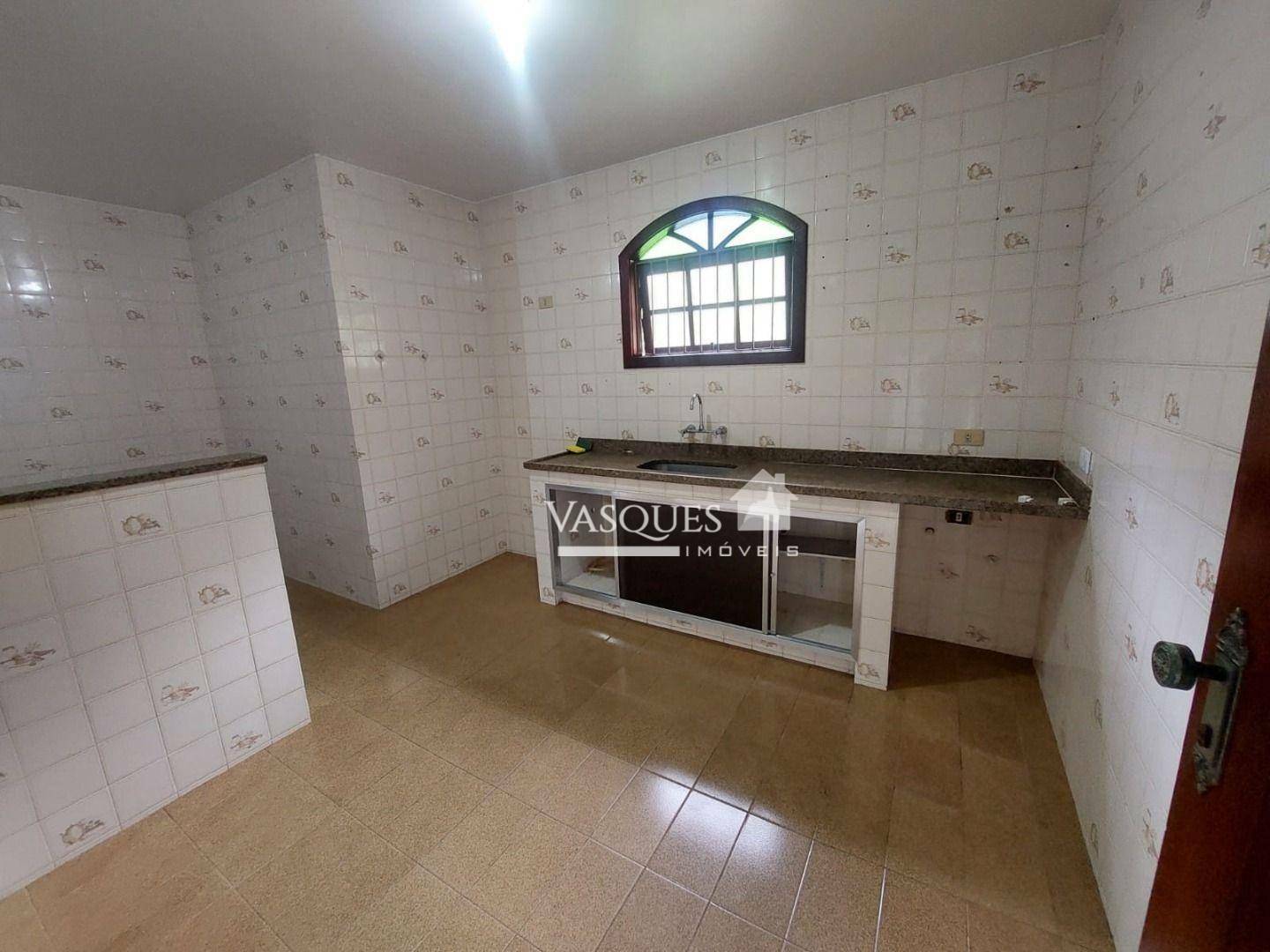 Casa para alugar com 3 quartos, 110m² - Foto 14