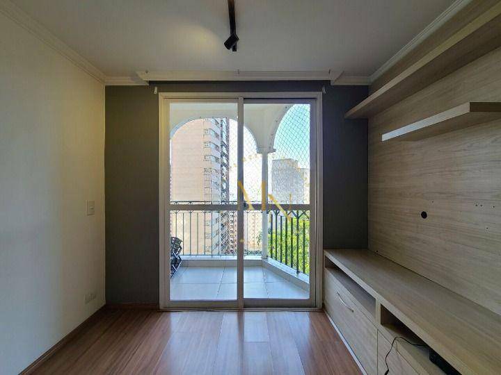 Apartamento para alugar com 2 quartos, 75m² - Foto 4