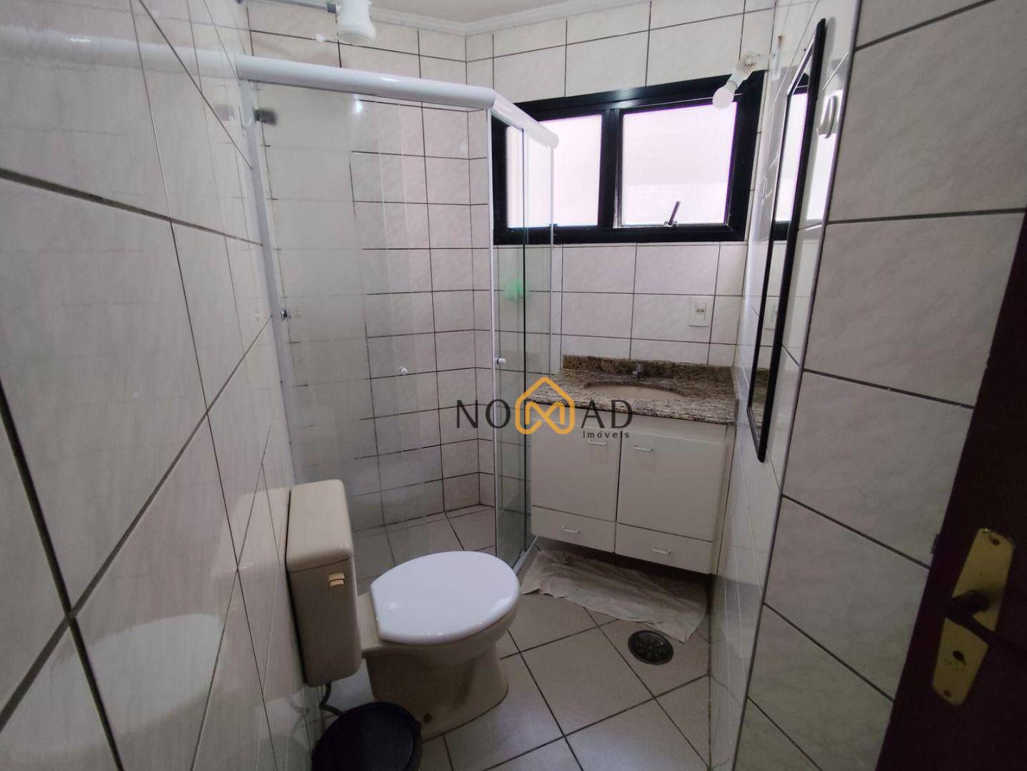 Apartamento à venda com 2 quartos, 70m² - Foto 17