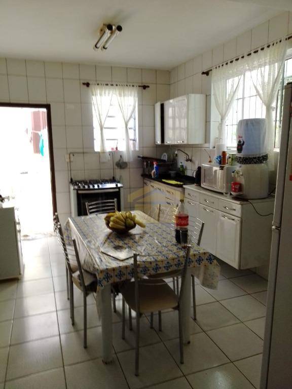 Sobrado à venda com 3 quartos, 130m² - Foto 13