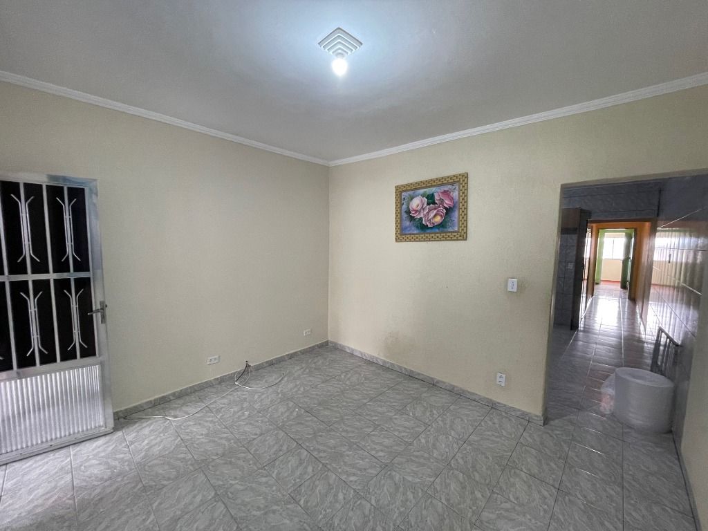 Casa à venda com 2 quartos, 90m² - Foto 1