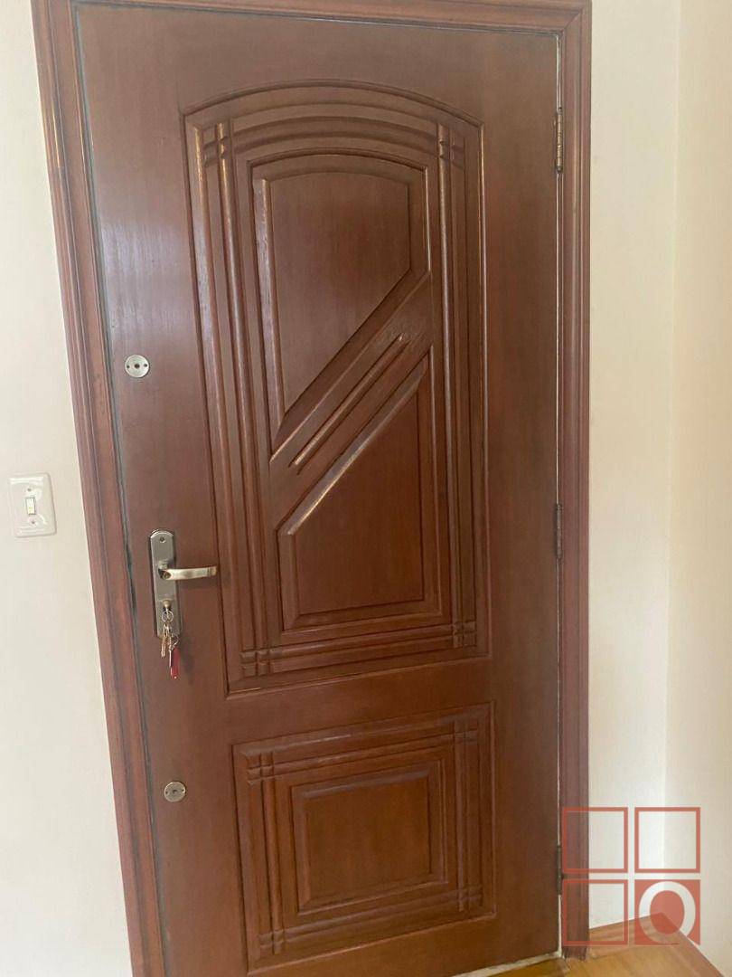 Apartamento à venda com 3 quartos, 133m² - Foto 21