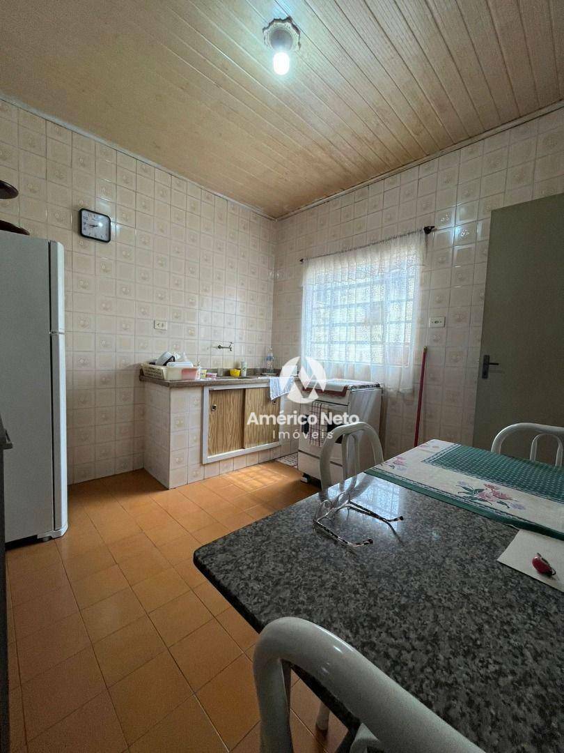 Casa à venda com 2 quartos, 60m² - Foto 9