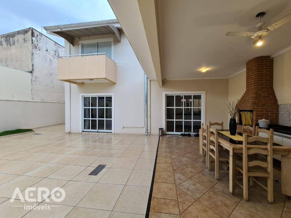 Casa à venda com 3 quartos, 275m² - Foto 67