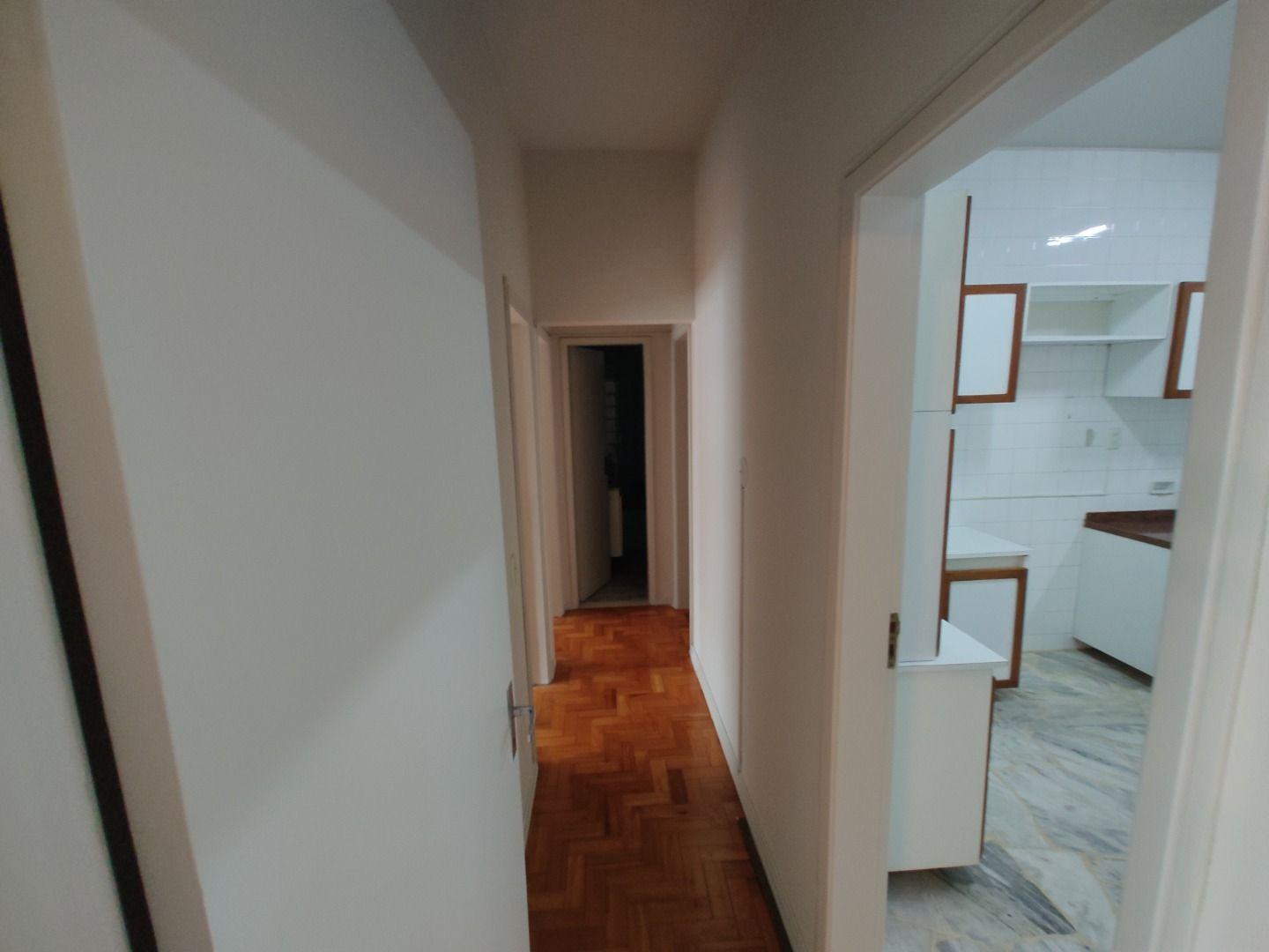 Apartamento à venda com 3 quartos, 135m² - Foto 5