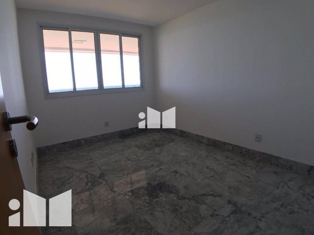 Apartamento à venda com 4 quartos, 148m² - Foto 11