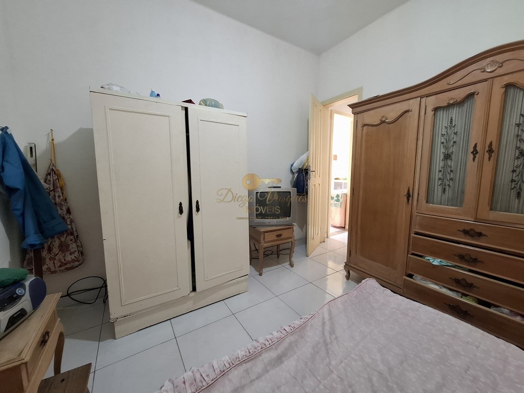Casa à venda com 6 quartos, 280m² - Foto 9