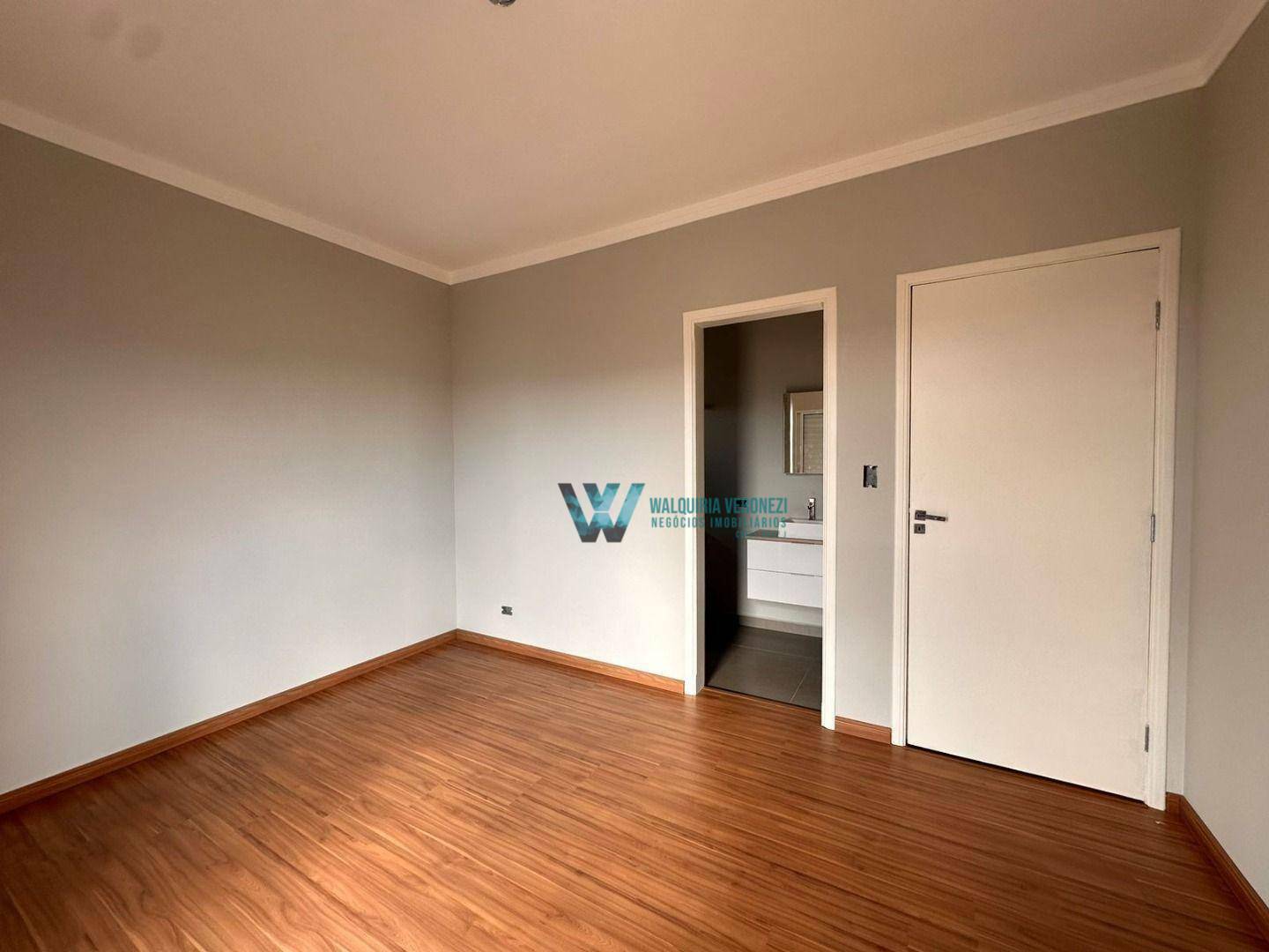 Casa à venda com 2 quartos, 84m² - Foto 8