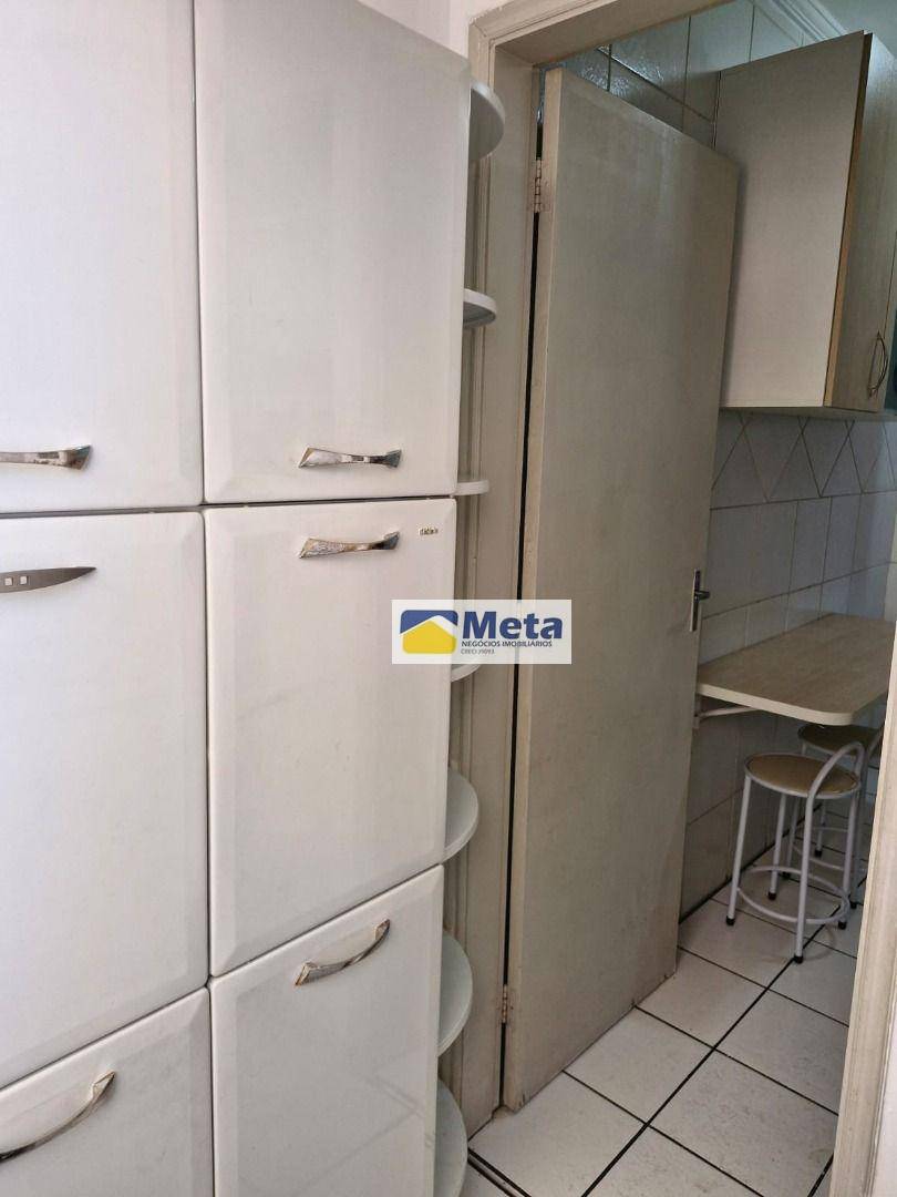 Apartamento para alugar com 2 quartos, 62m² - Foto 9