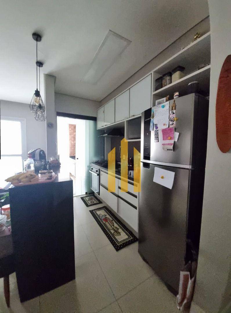 Apartamento à venda com 2 quartos, 72m² - Foto 5