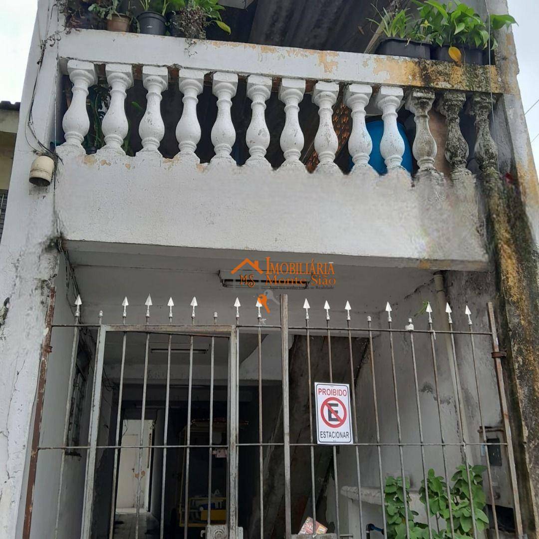 Sobrado à venda com 8 quartos, 250m² - Foto 1