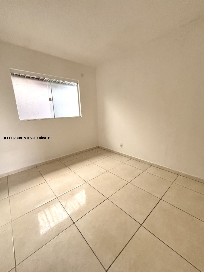 Casa à venda com 2 quartos, 56m² - Foto 15