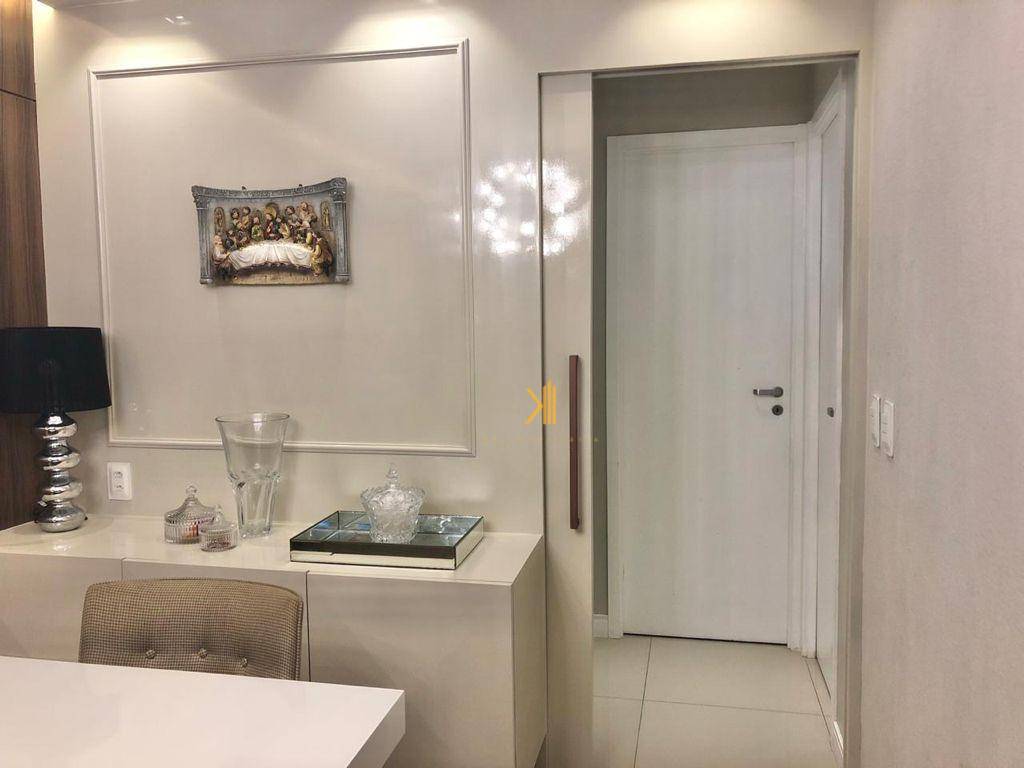 Apartamento à venda com 3 quartos, 120m² - Foto 9