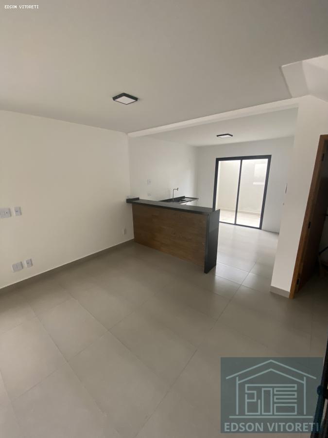 Sobrado à venda com 2 quartos, 96m² - Foto 26
